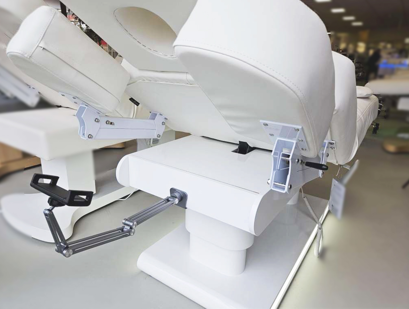 Aluminium tablethouder voor Massagebank